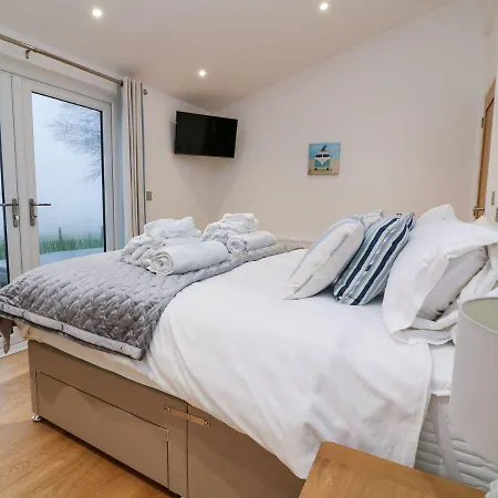 9 Faraway Fields Holiday home
