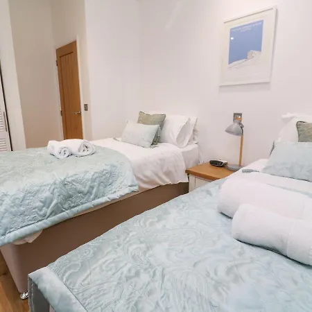 9 Faraway Fields Holiday home