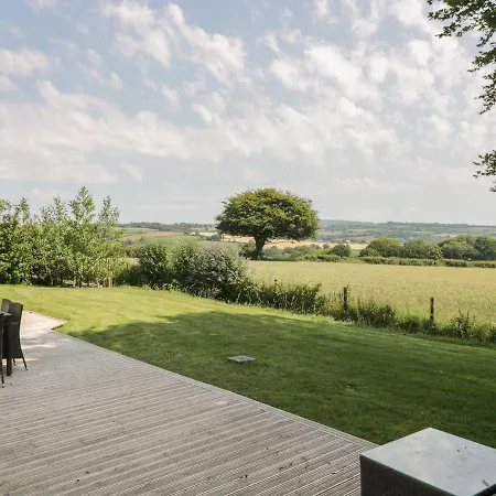 9 Faraway Fields Holiday home *